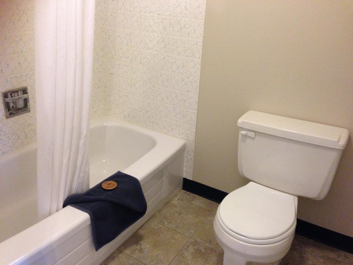 Plains Motor Inn Stettler Luaran gambar