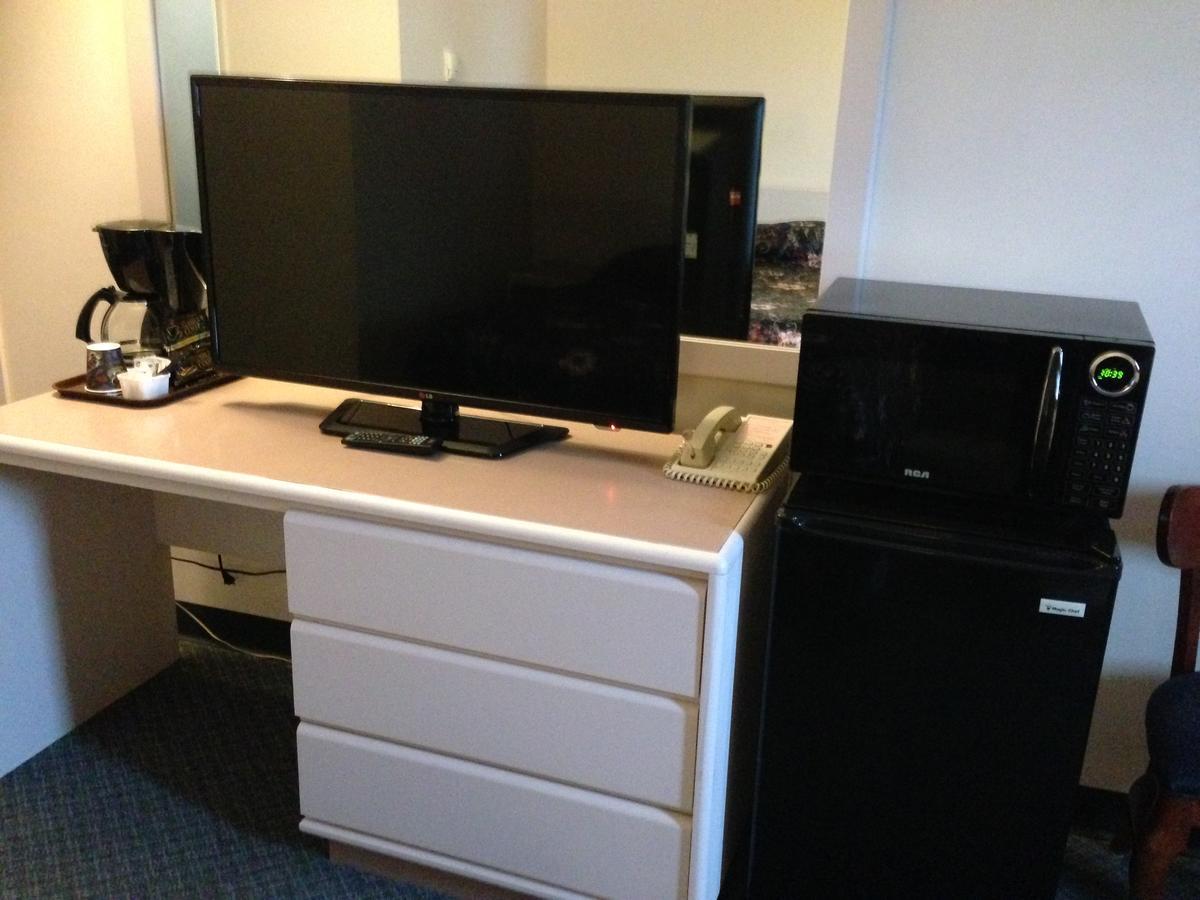 Plains Motor Inn Stettler Luaran gambar