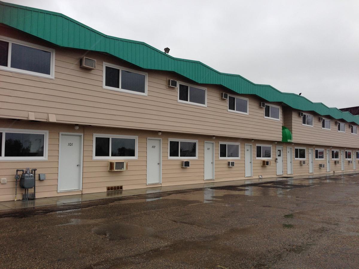 Plains Motor Inn Stettler Luaran gambar
