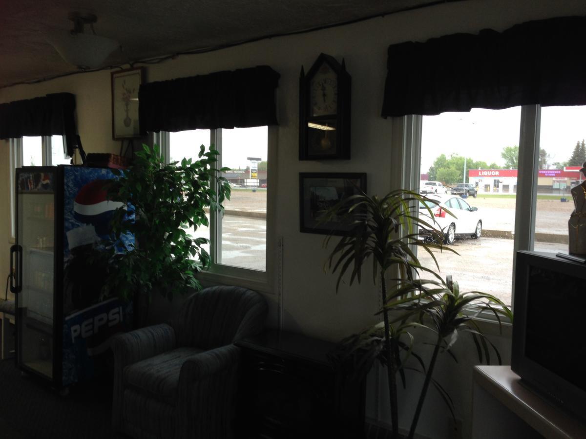 Plains Motor Inn Stettler Luaran gambar