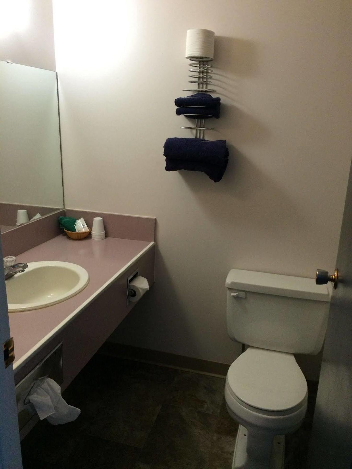 Plains Motor Inn Stettler Luaran gambar
