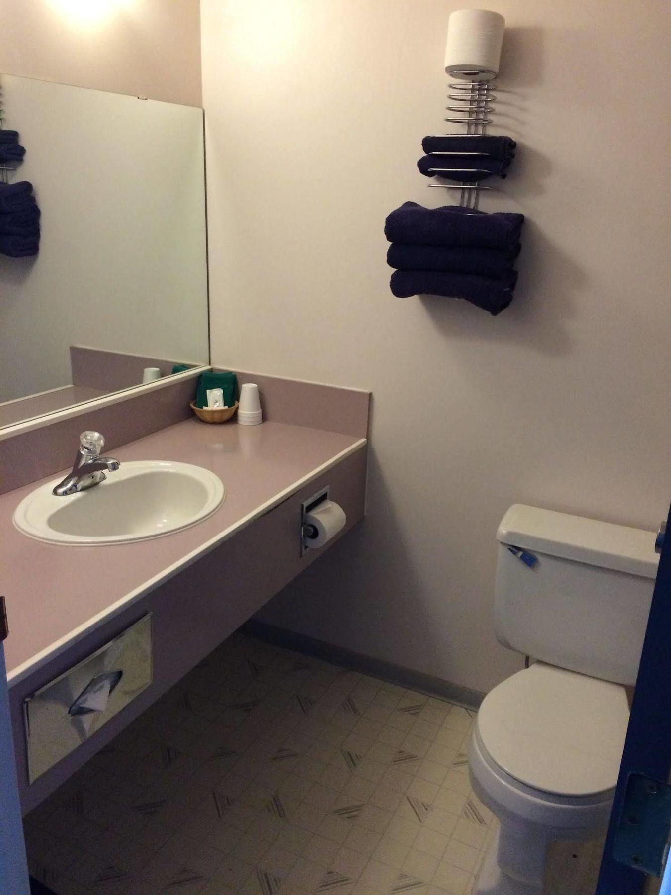 Plains Motor Inn Stettler Luaran gambar